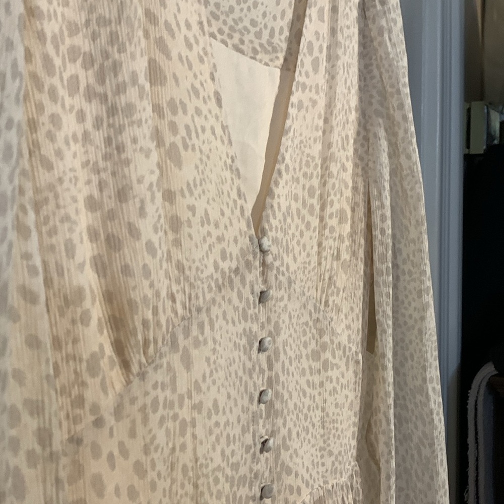 PAIGE Truett Ruffle Long Sleeve Silk Dress Cream Dress, waist tie missing - Picture 8 of 10